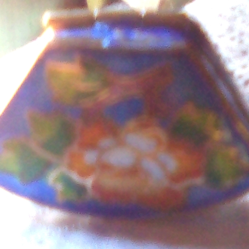 Vintage clorisonne trinket box